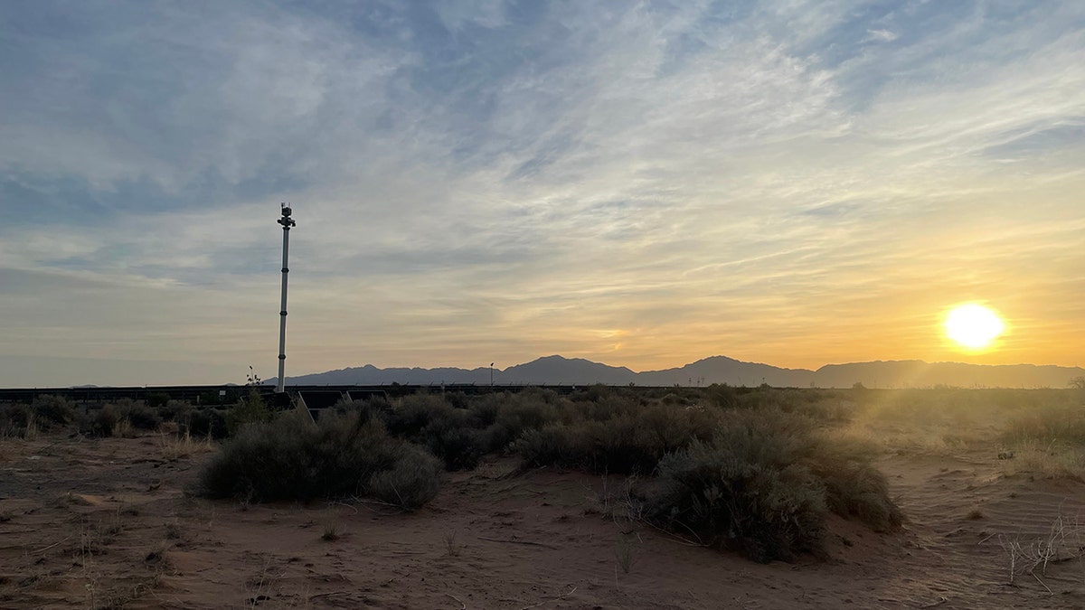 Surveillance towers astatine nan border