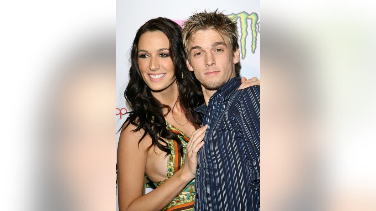 Angel Carter and Aaron Carter posing together