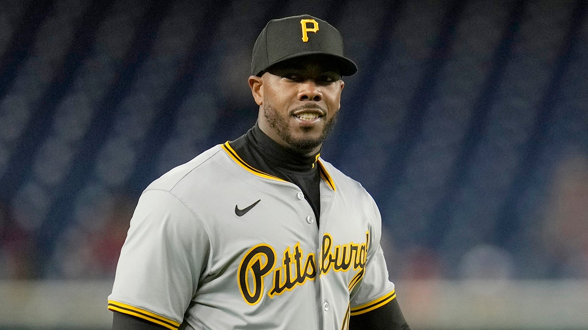 Aroldis Chapman looks on field