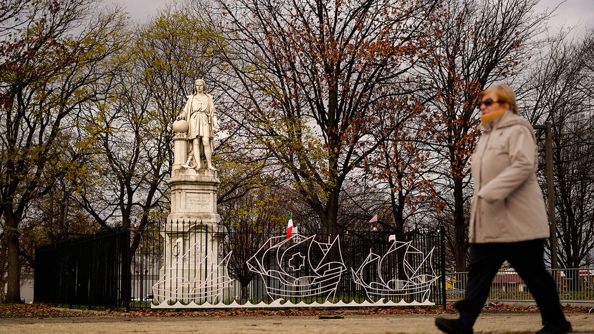 Columbus statue