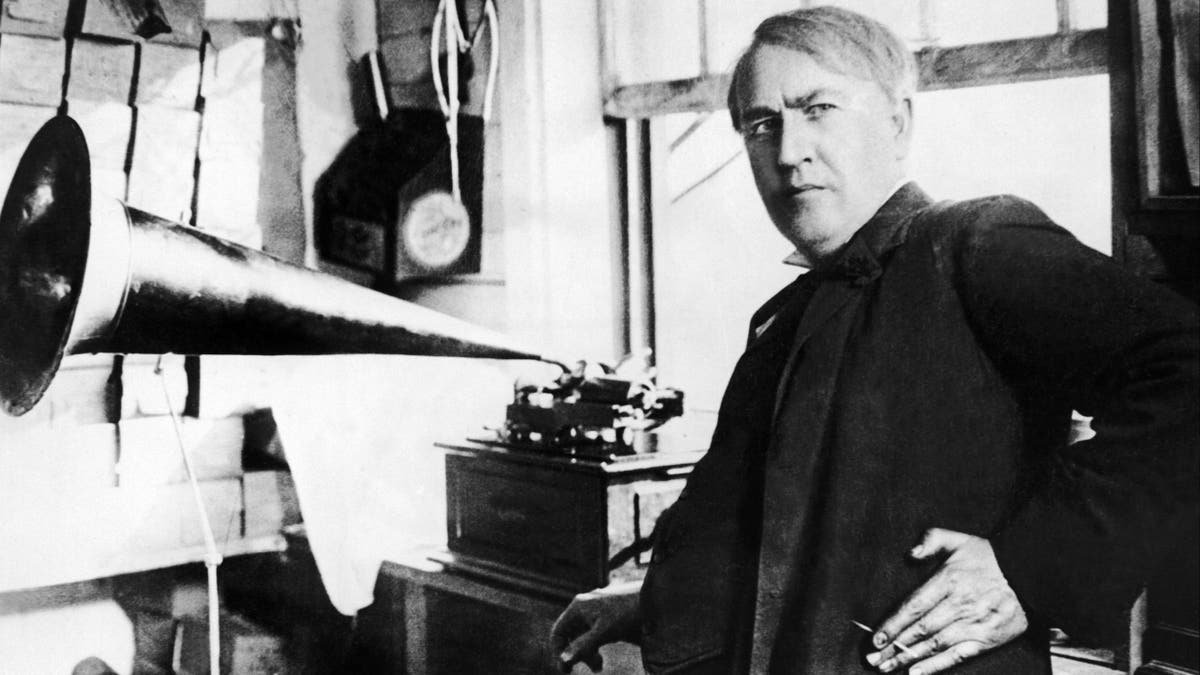 Thomas Edison phonogrpah