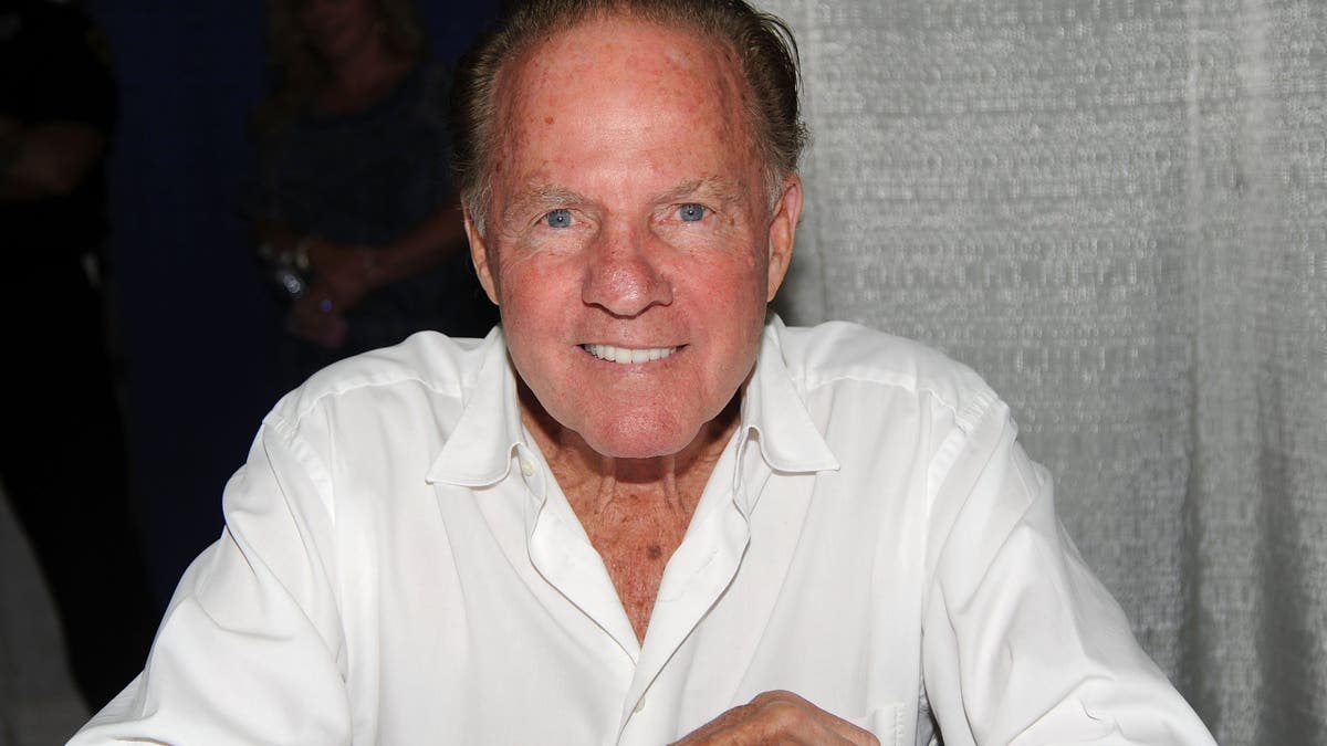 Frank Gifford in 2011