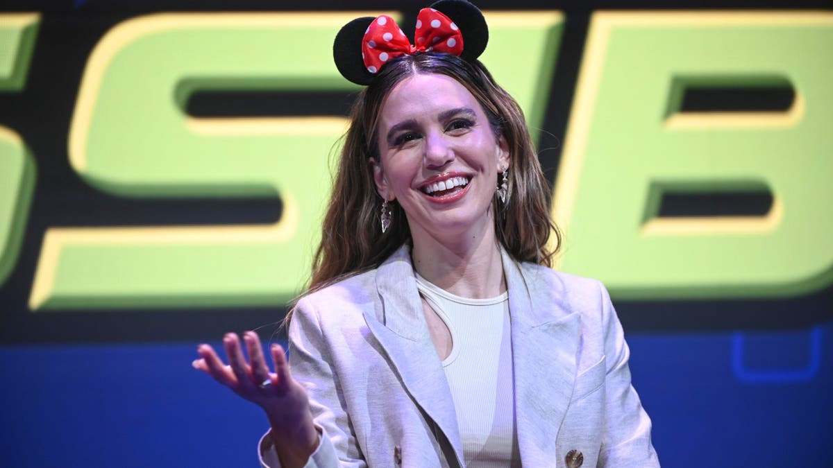 Christy Carlson Romano at Disney Expo