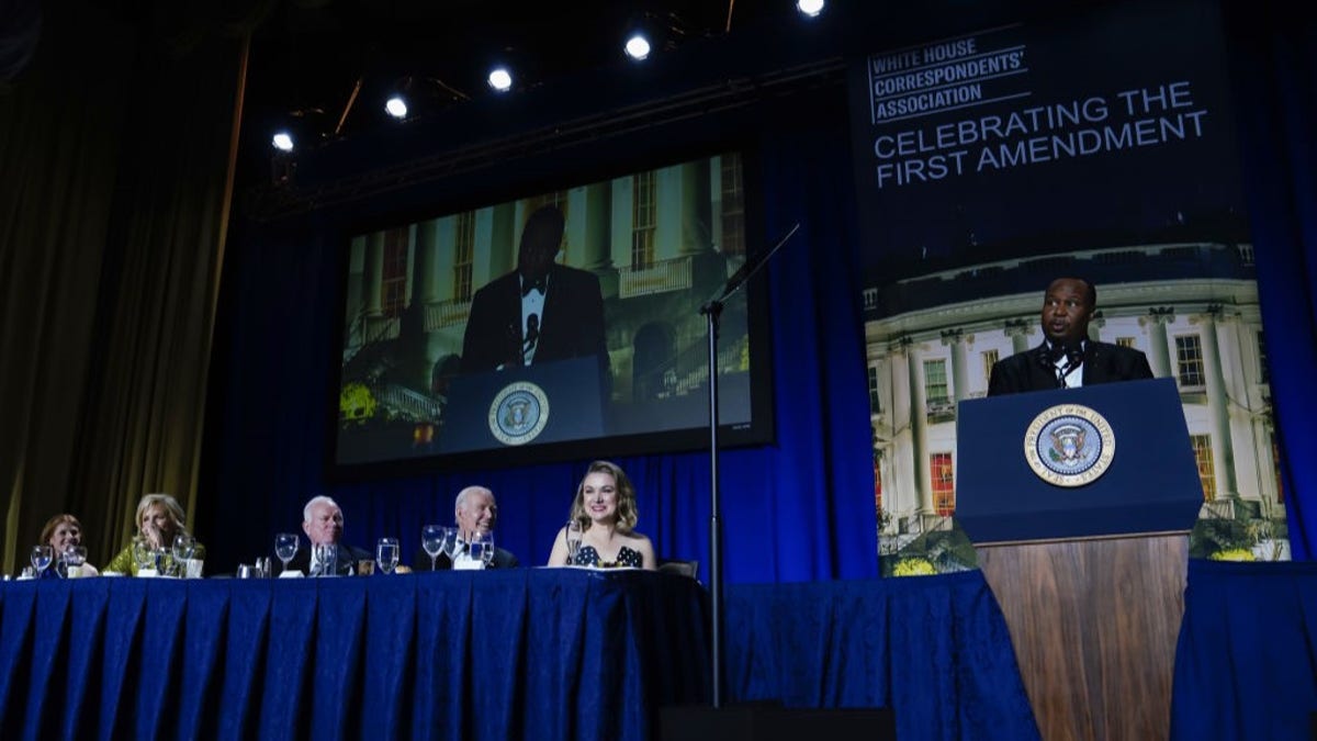 A inactive  representation  from past  year's White House Correspondents Dinner