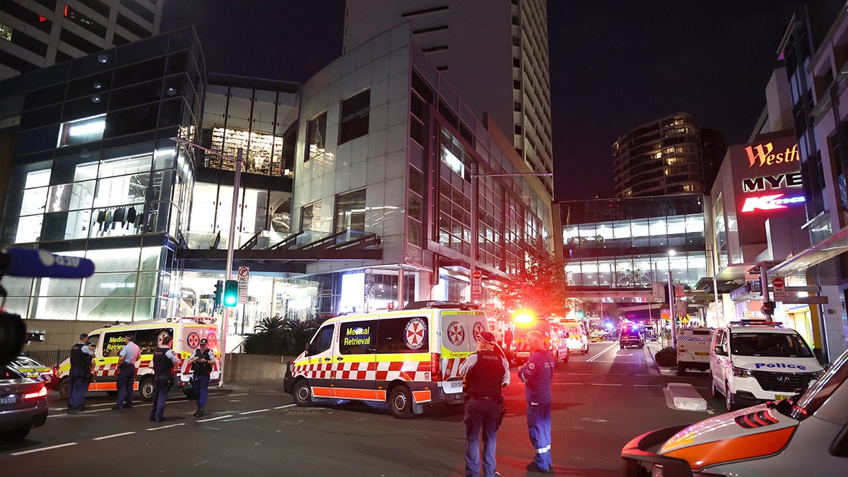 Police, emergency vehicles in Australia
