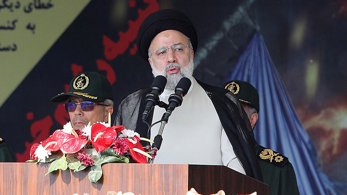 Tổng thống Iran, Ebrahim Raisi thề tiêu diệt Israel | Tân Thế Kỷ