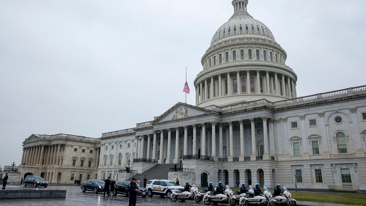 A <a href='https://zodiactv.tv' target='_blank'>photo</a> of the Capitol” width=”1200″ height=”675″/></source></source></source></source></picture></div>
<div class=