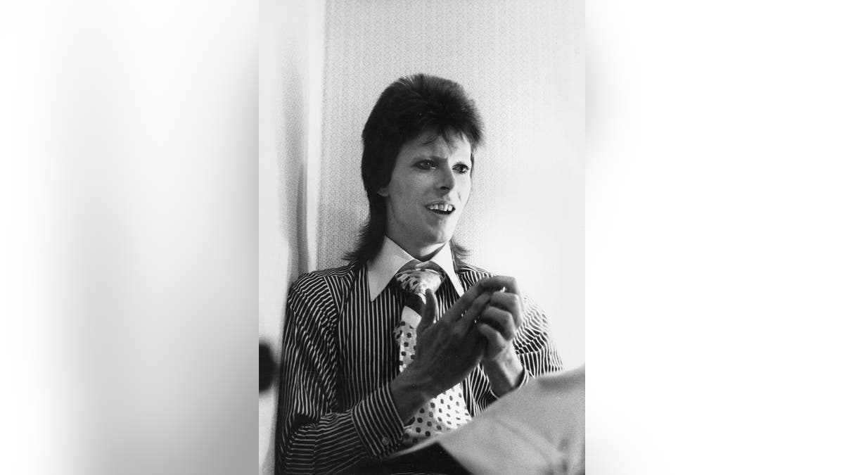 David Bowie smiling as Ziggy Stardust