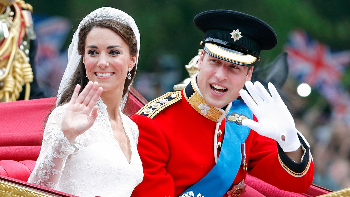 Kate Middleton and Prince William waving on their wedding day