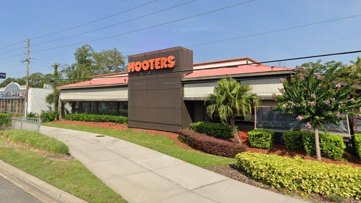 A Hooters in Daytona Beach, Florida