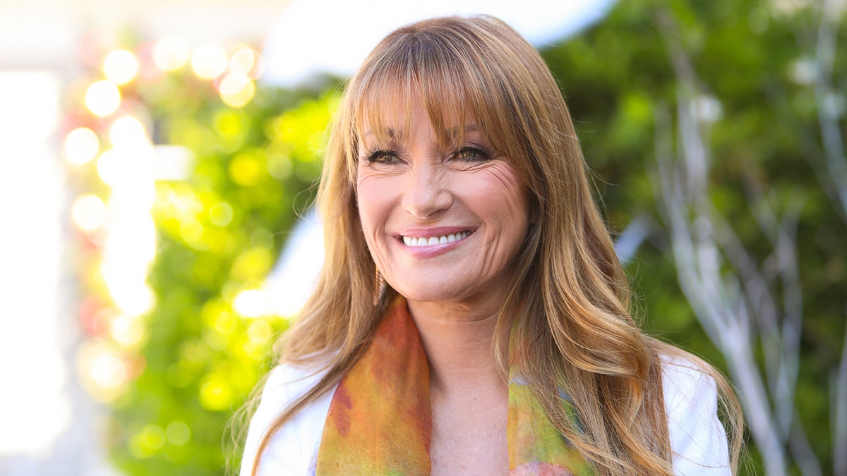 Jane Seymour smiles for a photo