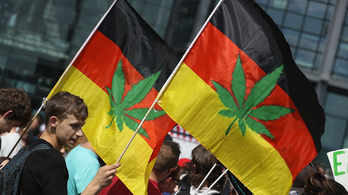 Hemp parade