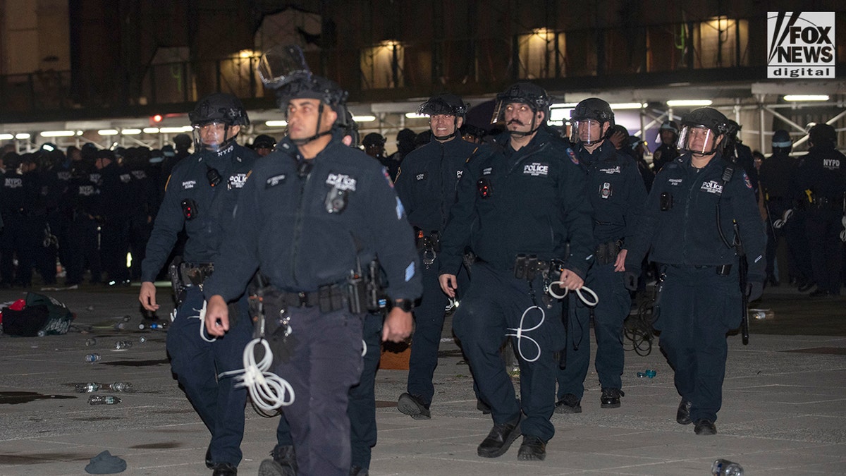 Mass arrests at the university began around 8:30 p.m.