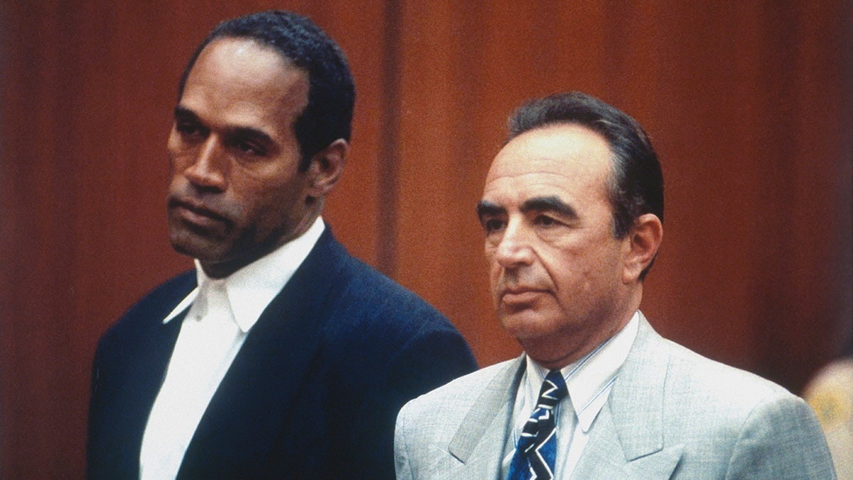 Robert Shapiro appears in court alongside his client, O.J. Simpson