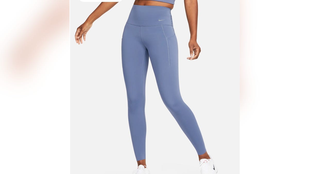 These leggings come in beautiful colors.