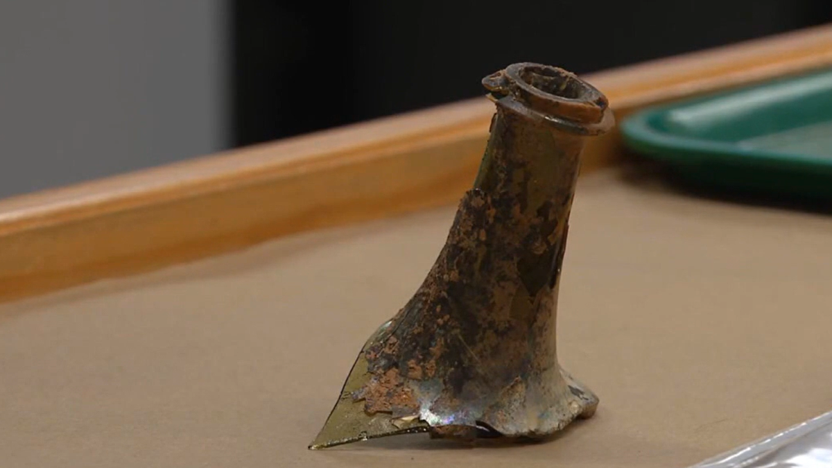 Fragment of 18th period bottle