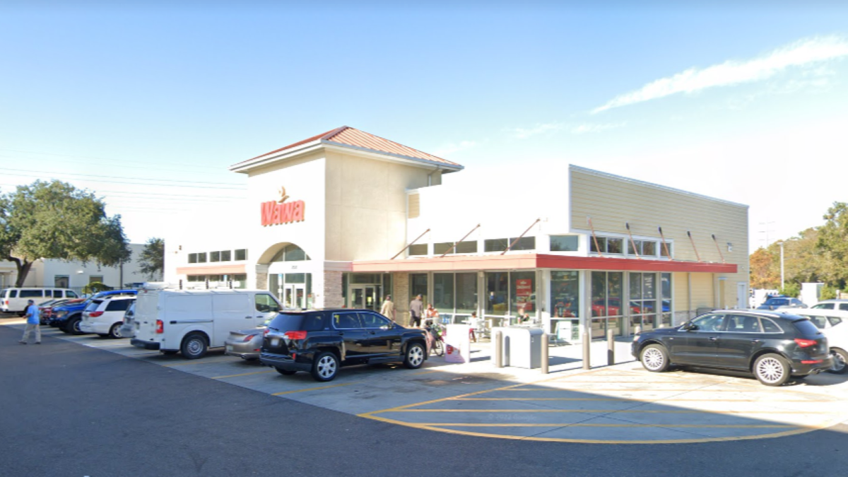 Pinellas Park Wawa exteriors