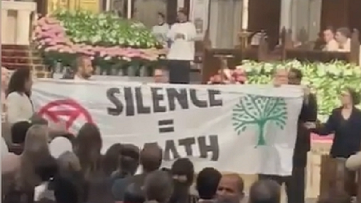 Pro-Palestinian protesters disrupt St Patrick's Cathedral mass