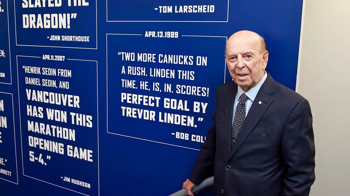 Bob Cole at a Leafs game