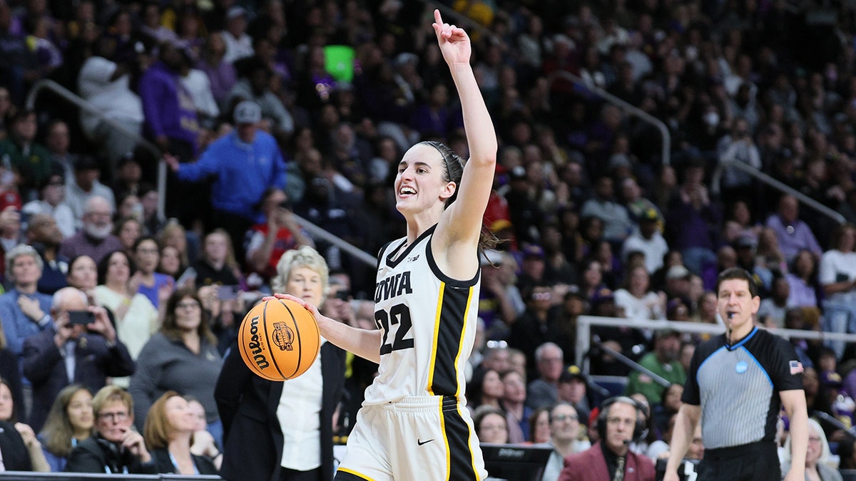 Caitlin Clark celebrates