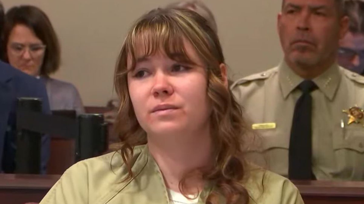 A armeira de ferrugem Hannah Gutierrez Reed no tribunal do Novo México para sentença