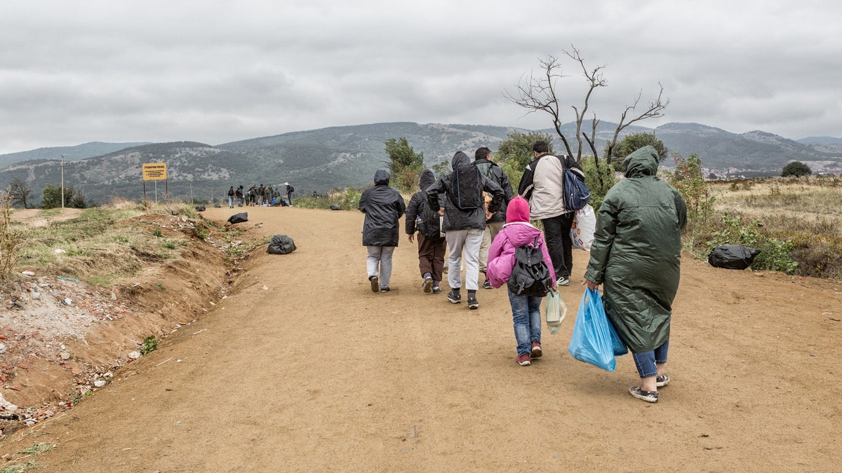 Refugiados caminando