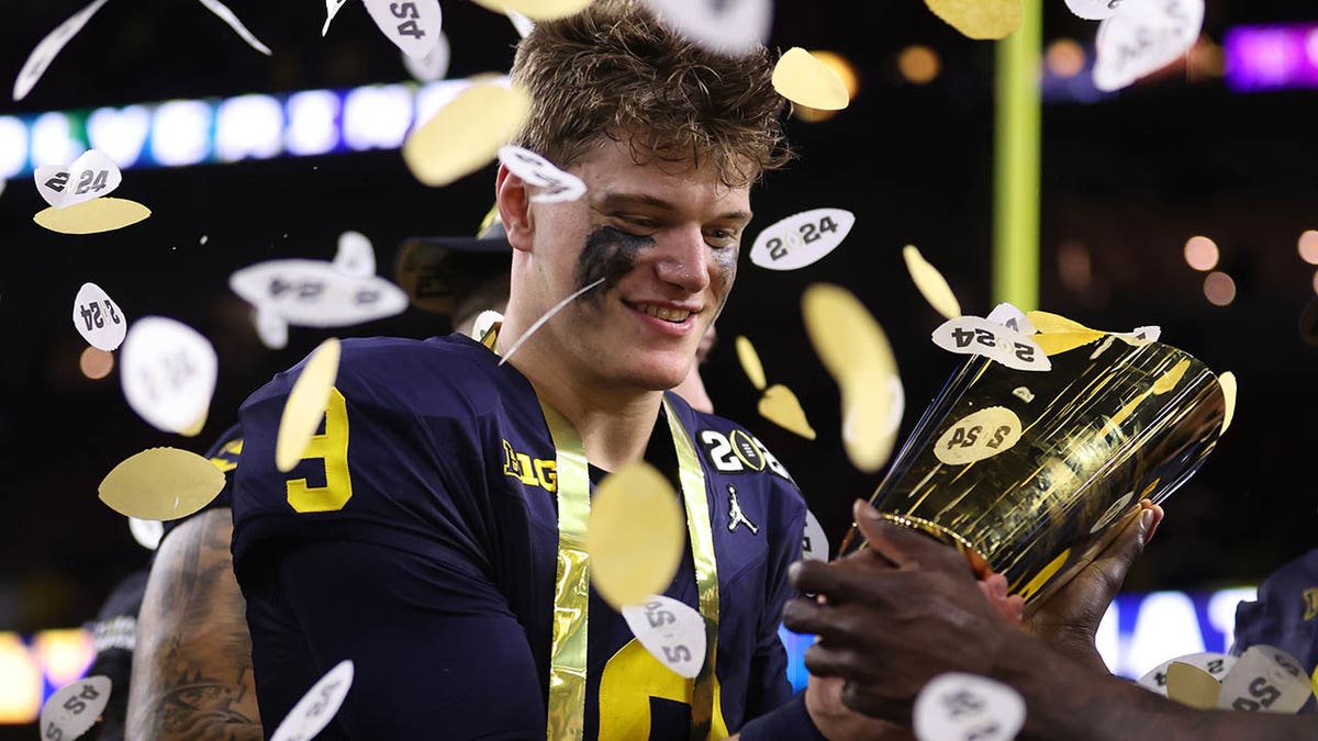 JJ McCarthy after national title