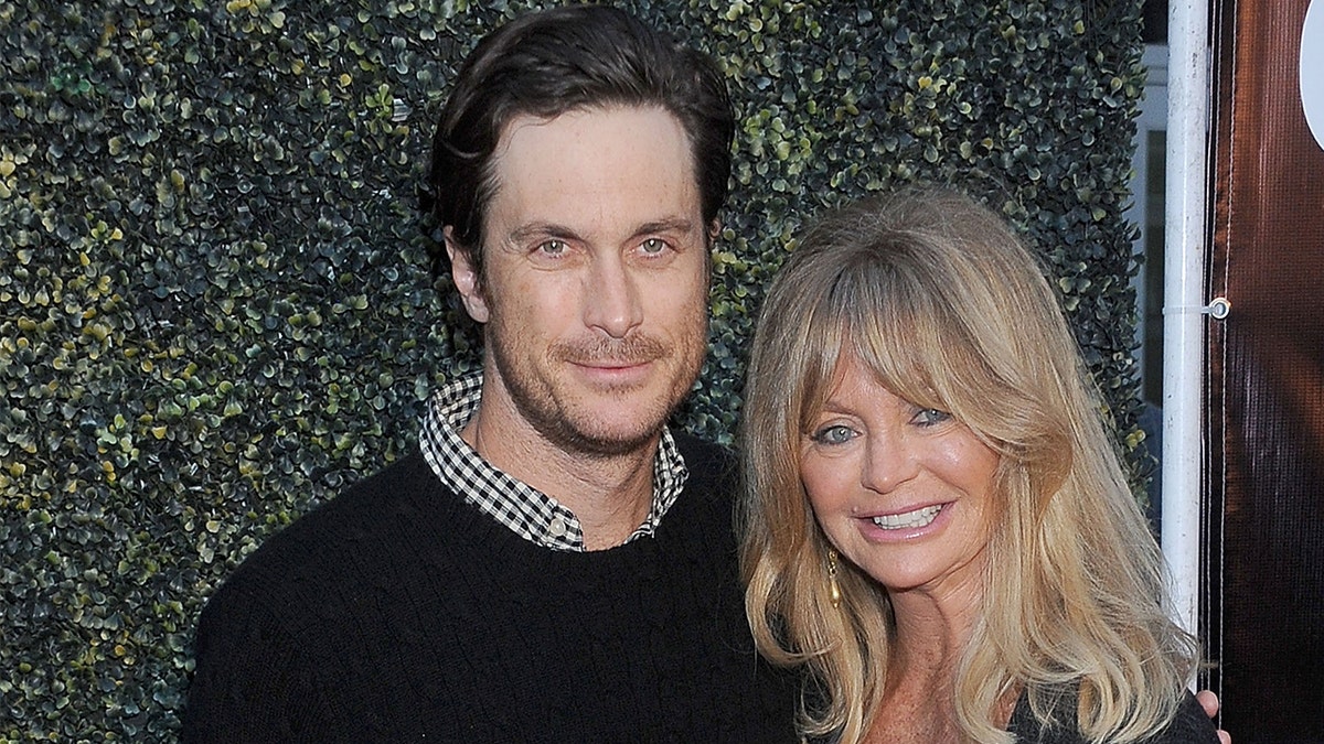 Oliver Hudson and Goldie Hawn
