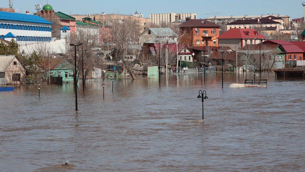 Almost 12,000 houses flooded along Russia's Kazakh border | Fox News