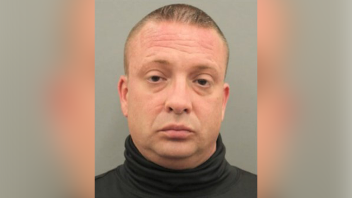 Houston man arrested for impersonating police officer after attempting to pull over real deputies