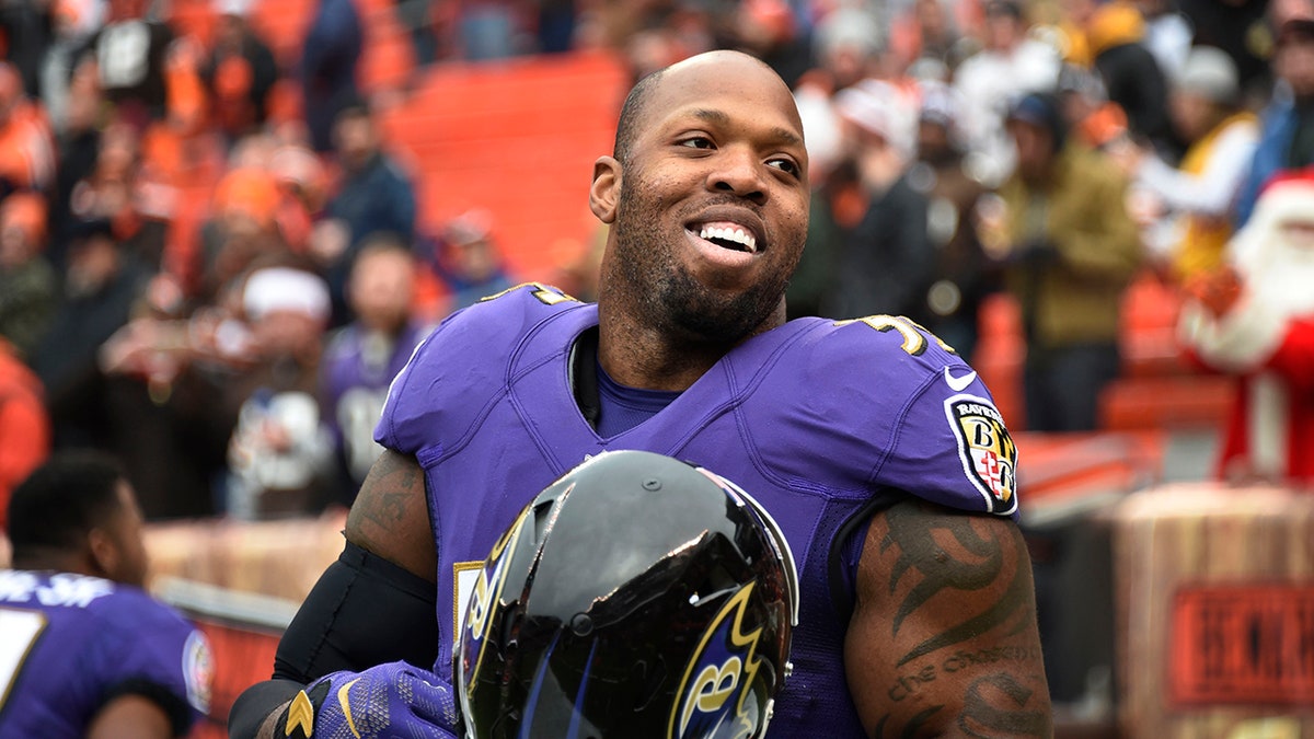 Terrell Suggs before an NFL game