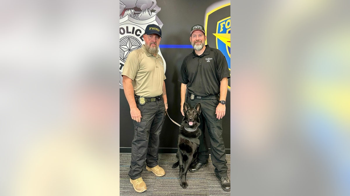 Sgt C. Hubbard and Officer K. Thompson, the Ft. Worth PD's K9 team trainer