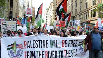 Chicago mayor criticized for Gaza cease-fire vote as antisemitic incidents rise