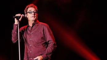 Huey Lewis not letting hearing loss define him, calls Broadway show his 'salvation'