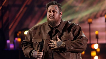 Country star Jelly Roll's private jet forced into emergency landing