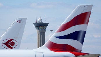 French air traffic controllers cancel strike, but Paris airport delays remain pervasive