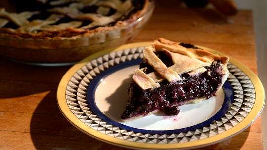 5 fruit-friendly facts for National Blueberry Pie Day: 'Healthy' and 'tasty'