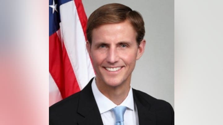 Tim Gallaudet, CEO, Ocean STL Consulting, LLC / Explorer's Cub Fellow / Ex-adjunto / Administrador interino da NOAA (2017-2021) Ex-oceanógrafo da Marinha (2014-2017). (Tim Gallaudet/X)