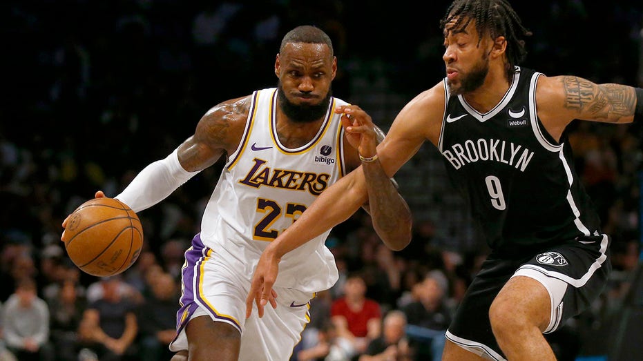 Lakers’ LeBron James hints at NBA days nearing end after dropping 40 points on Nets