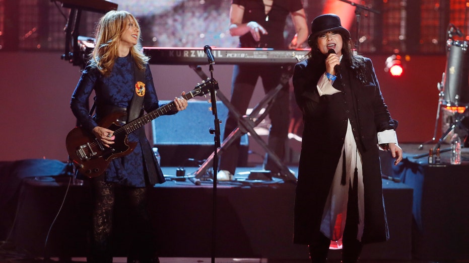 Rock trailblazer Heart reunites for a world tour and a new song