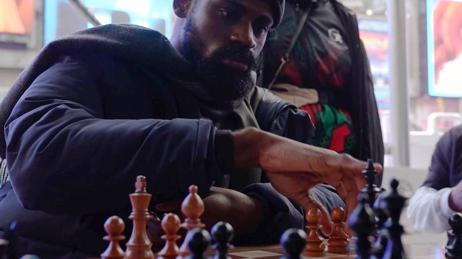 Chess champion in NYC attempts to break world record for longest chess marathon