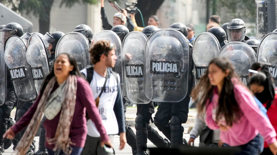Police crack down on leftist anti-Milei protests in Argentina