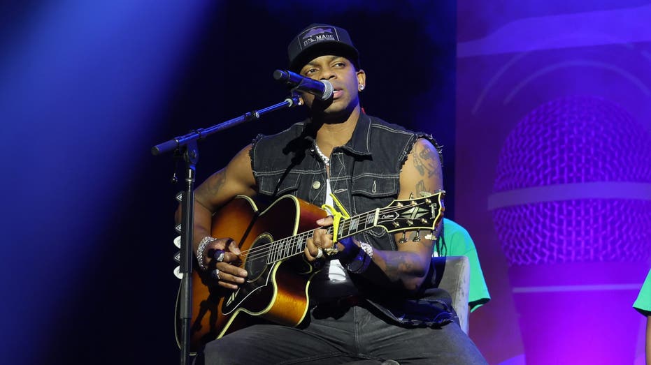 Country singer Jimmie Allen considered su...