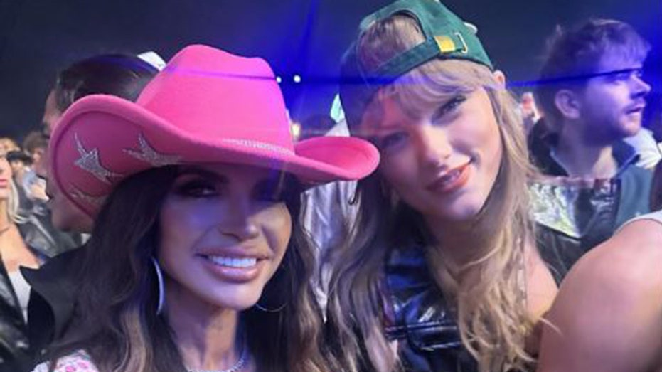 Taylor Swift poses with ‘RHONJ’ star Teresa Giudice at Coachella: ‘Two absolute queens’