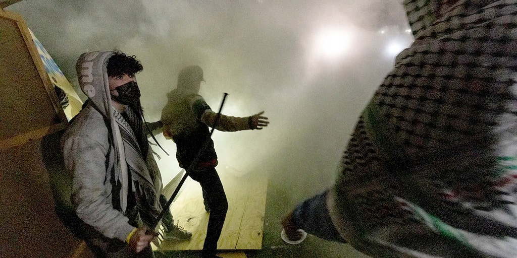 Riot police storm antisemitic mob after UCLA allowed unchecked violence to rage and more top headlines - Vimarsana News