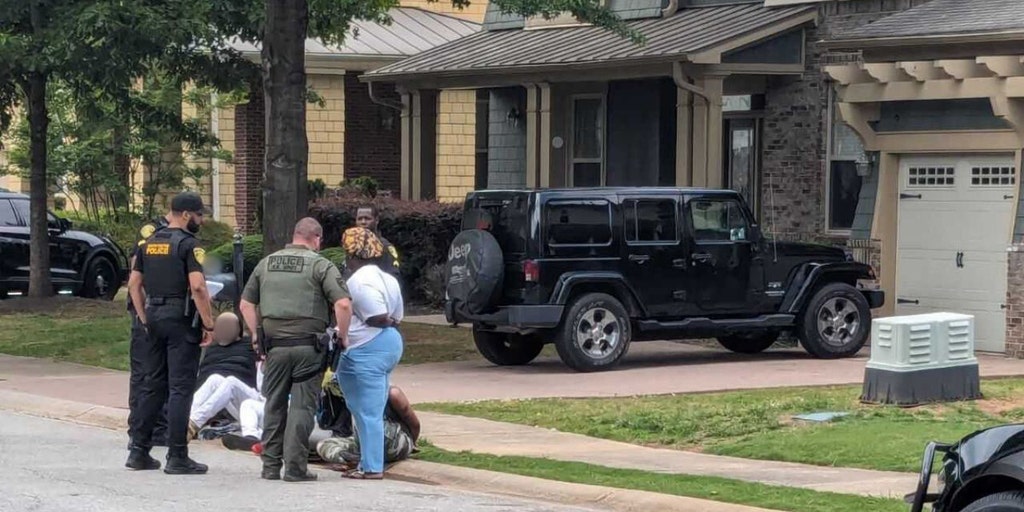 Georgia police remove squatters allegedly occupying home since Christmas - Vimarsana News