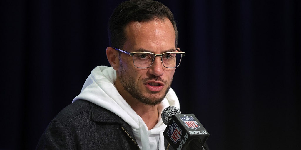 Dolphins' Mike McDaniel has advice for players following Harrison Butker's  speech: 'You better believe it'