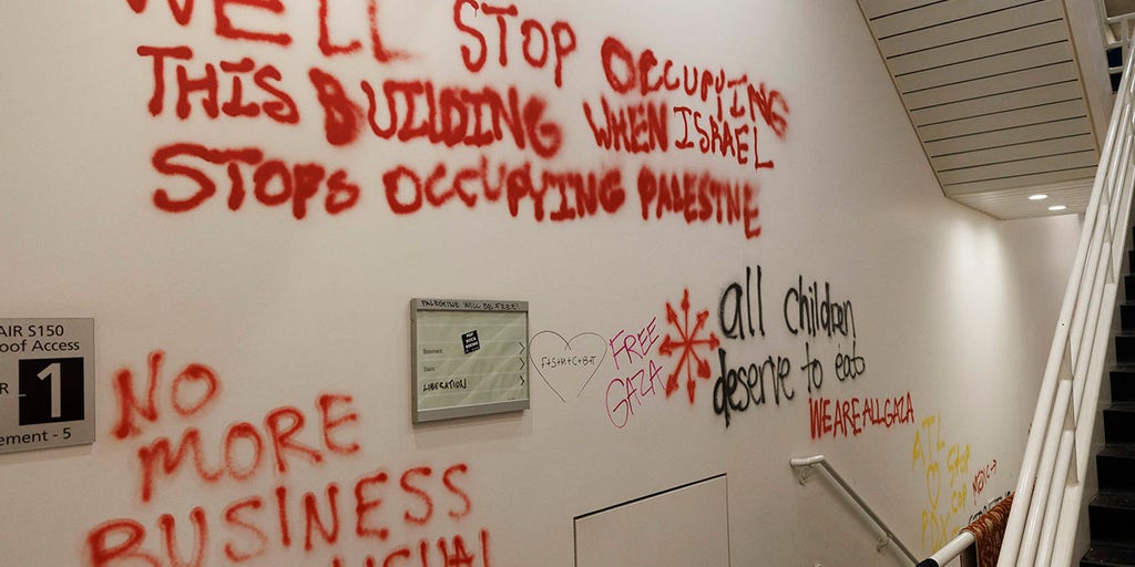 Portland State University closes campus after anti-Israel protesters occupy, vandalize library - Vimarsana News