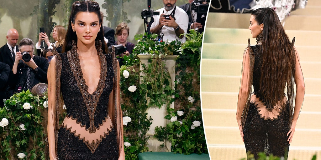 chinese dress ladies Kendall Jenner Black Off Shoulder 2024 Sightseeing In Paris Dress main image 1