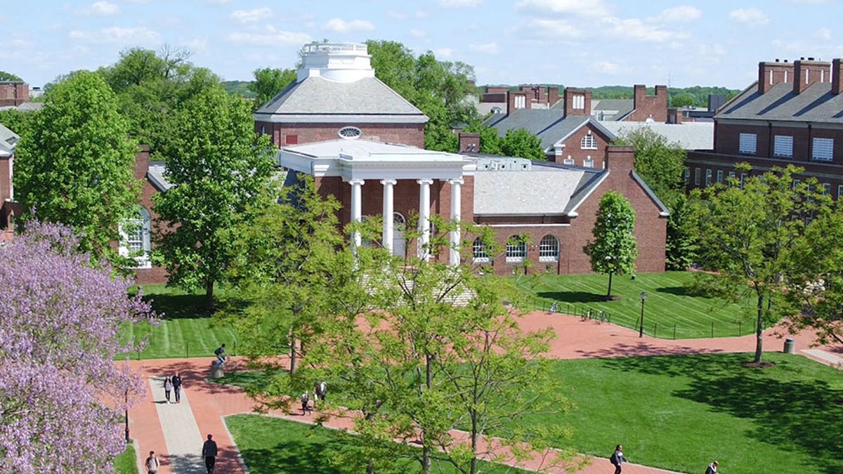 Exterior de la Universidad de Delaware.